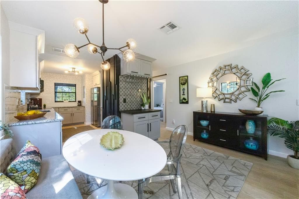 5238 Treetops DR # L201, NAPLES FL 34113-8