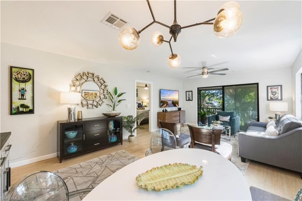 5238 Treetops DR # L201, NAPLES FL 34113-9