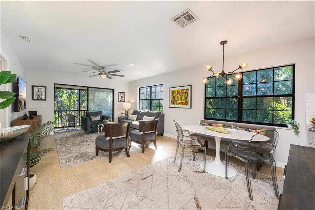 5238 Treetops DR # L201, NAPLES FL 34113-7