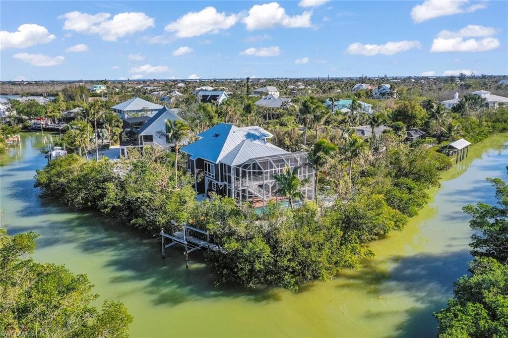 2449 Harbour LN, SANIBEL FL 33957-1