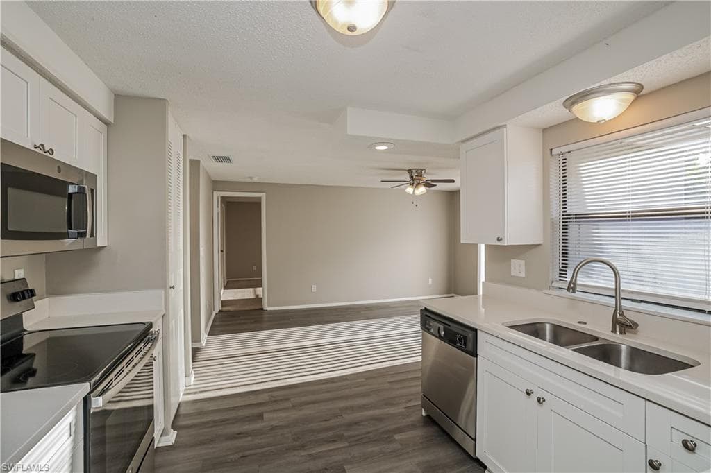 9292 Mooring CIR, FORT MYERS FL 33967-5