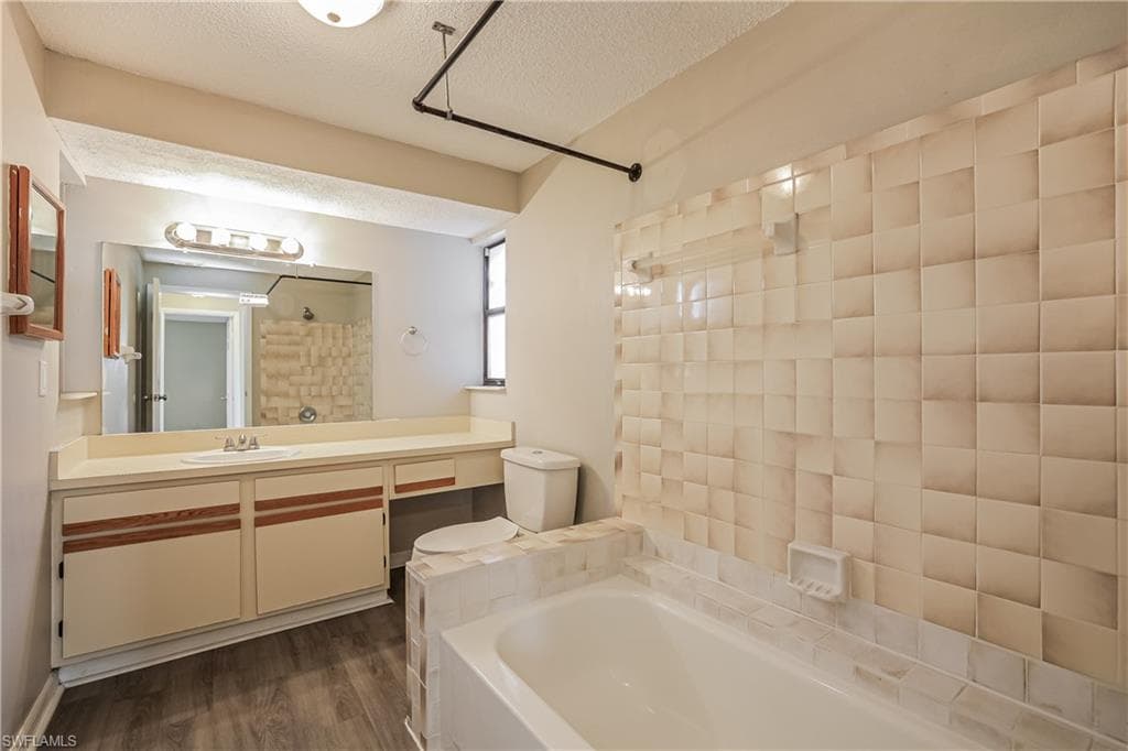 9292 Mooring CIR, FORT MYERS FL 33967-13