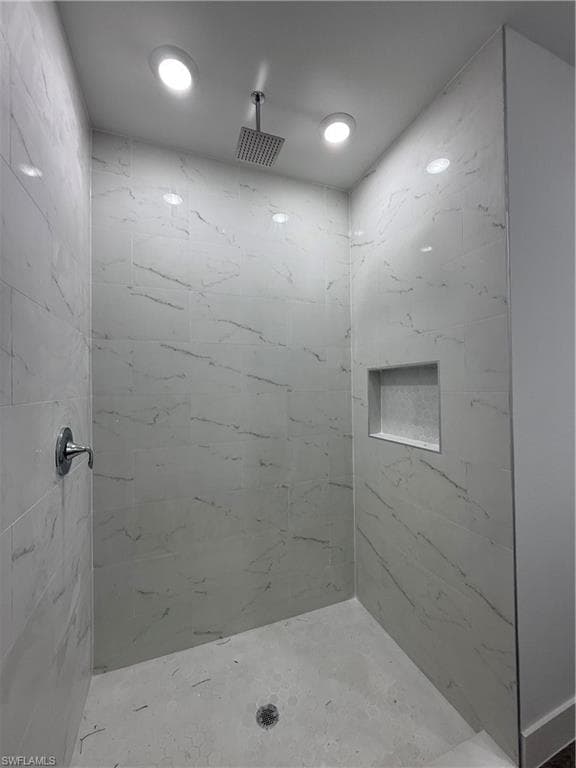 1048 Jay CT-16