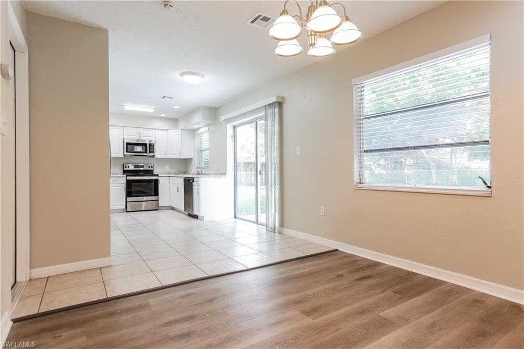 282 Lorraine AVE, VENICE FL 34293-3