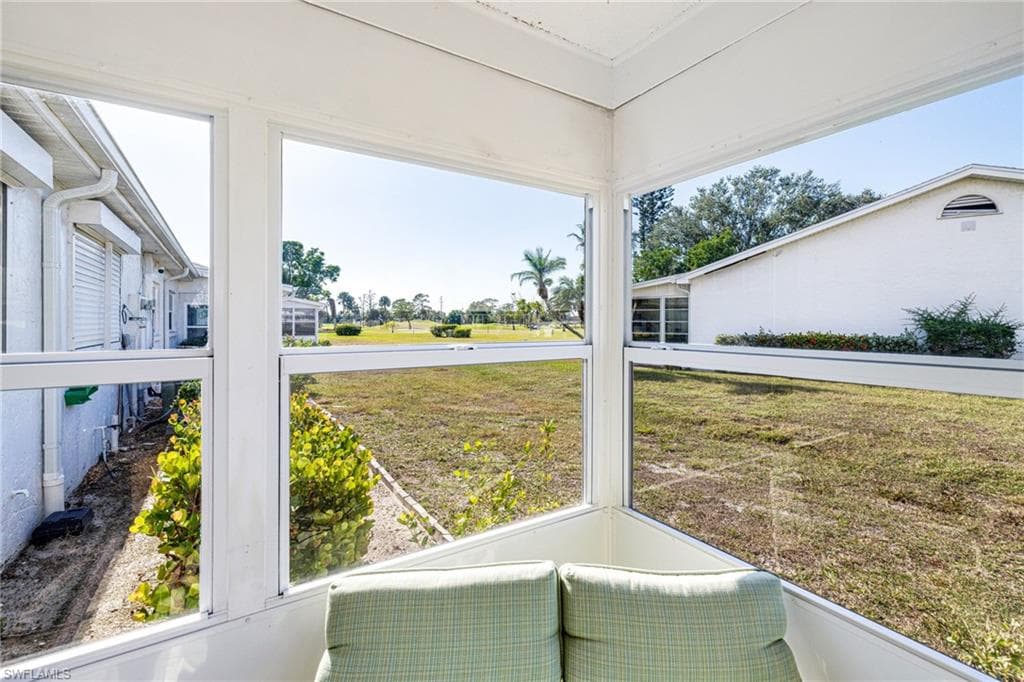 7008 Foxfire DR, FORT MYERS FL 33919-16