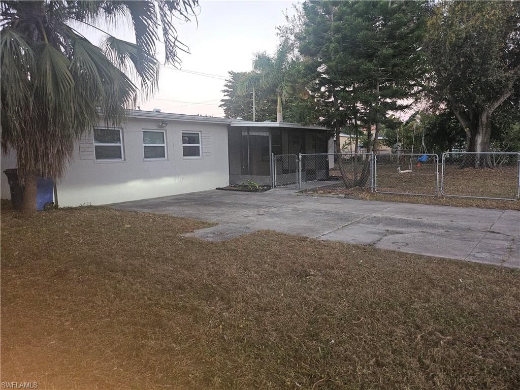 2123 Braman AVE, FORT MYERS FL 33901-4