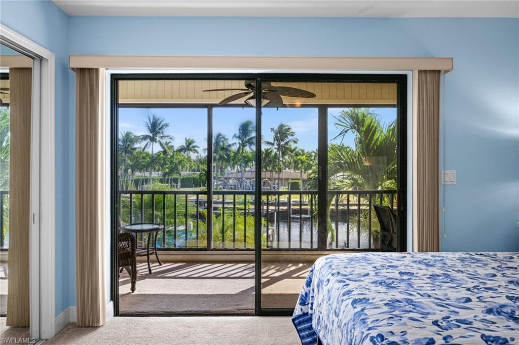 4803 SW Santa Barbara CT 8-21