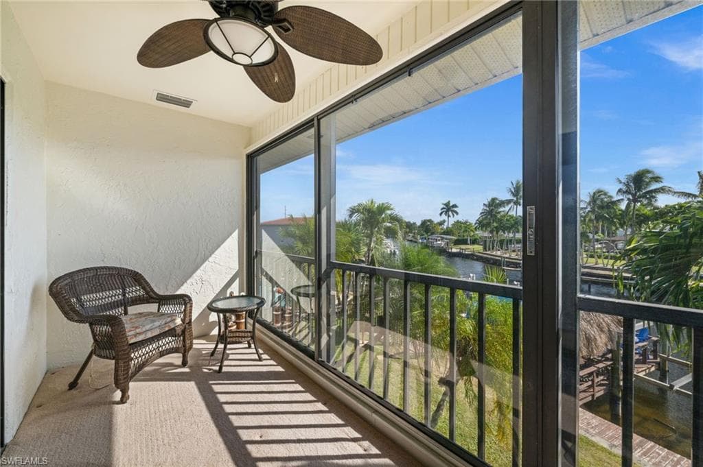 4803 SW Santa Barbara CT 8-23