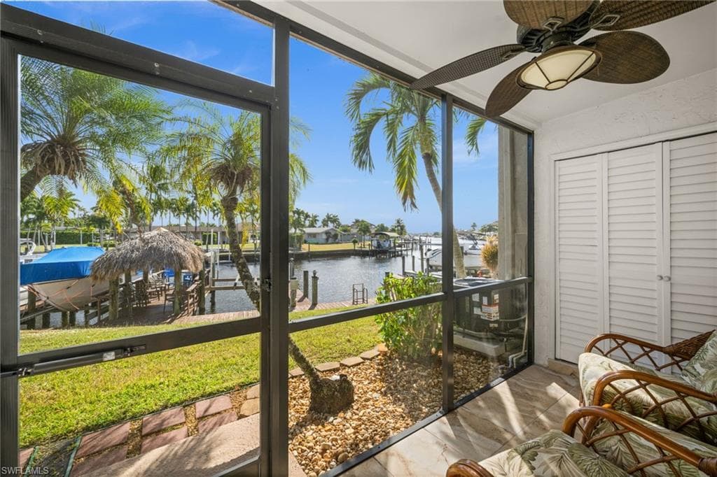 4803 SW Santa Barbara CT 8-10
