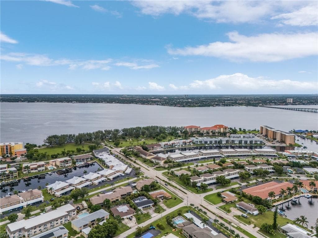 4205 SE 19th AVE # 202, CAPE CORAL FL 33904-25