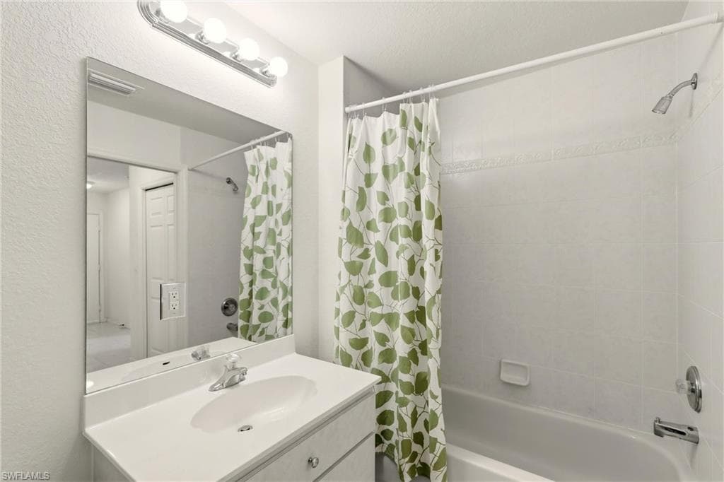 917 SW 47th TER # 205, CAPE CORAL FL 33914-15