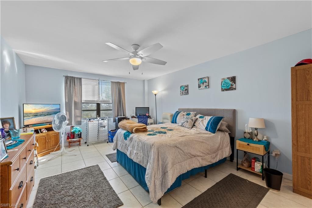4807 Sunset CT 405-12