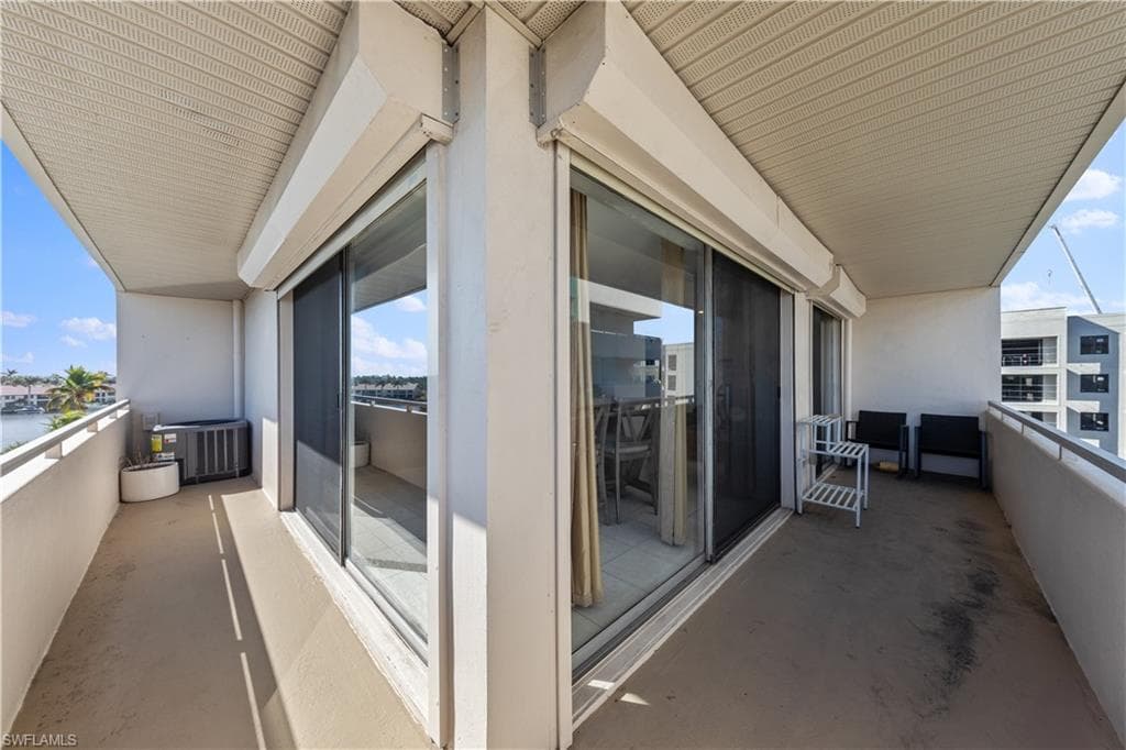 4807 Sunset CT 405-6