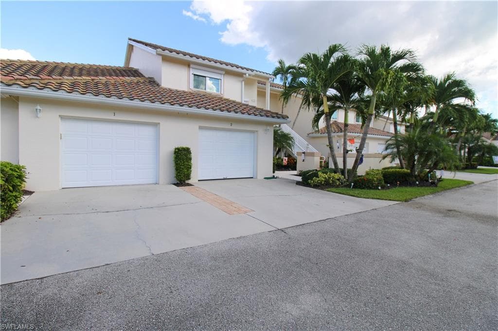 333 Sunrise Cay # 2, NAPLES FL 34114-6