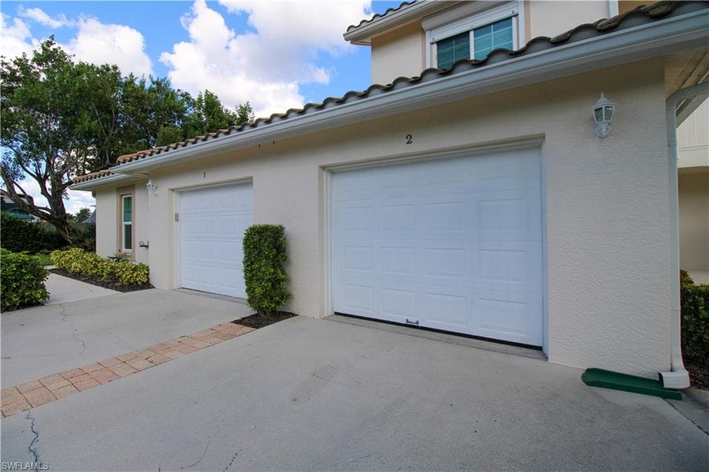 333 Sunrise Cay # 2, NAPLES FL 34114-7