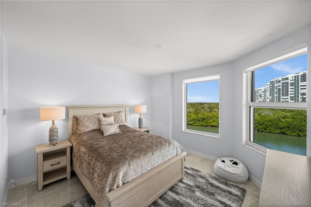 445 Dockside DR # A504, NAPLES FL 34110-22