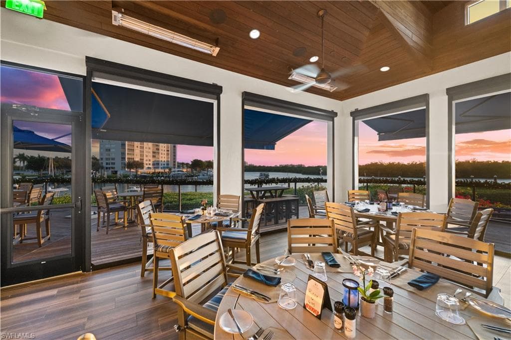 445 Dockside DR # A504, NAPLES FL 34110-39