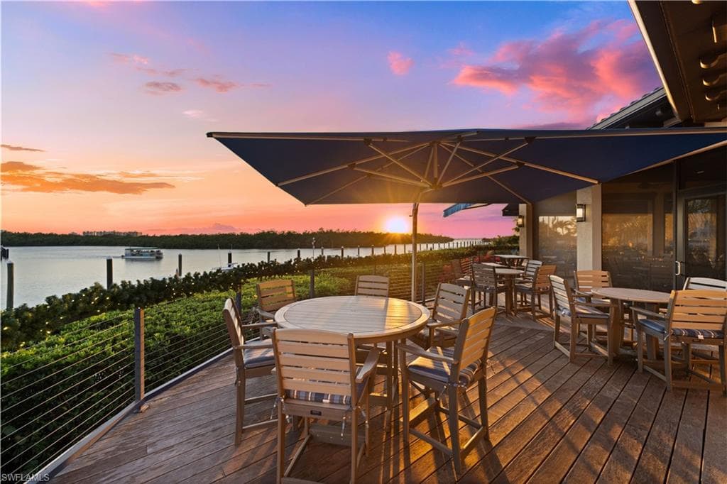 445 Dockside DR # A504, NAPLES FL 34110-38