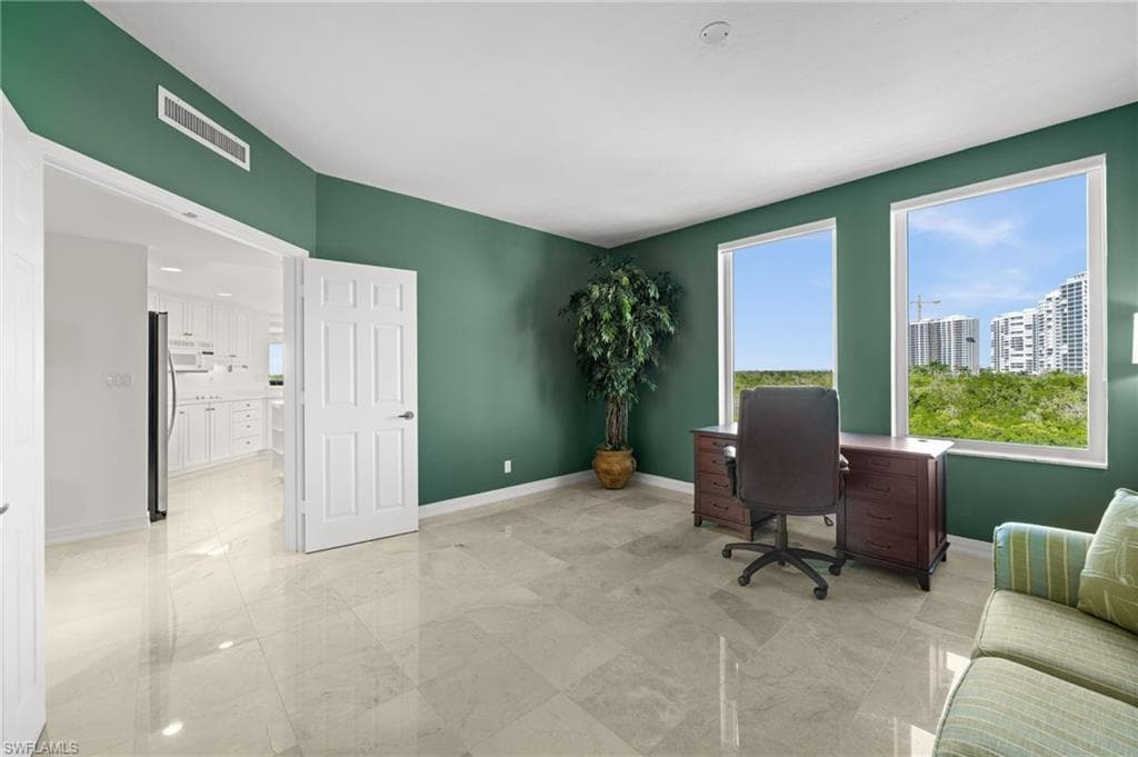 445 Dockside DR # A504, NAPLES FL 34110-28