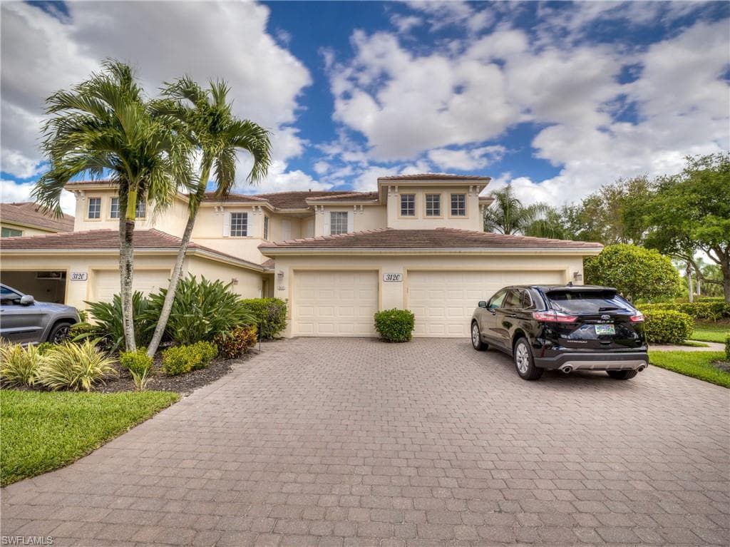 3120 Meandering WAY # 202, FORT MYERS FL 33905-27