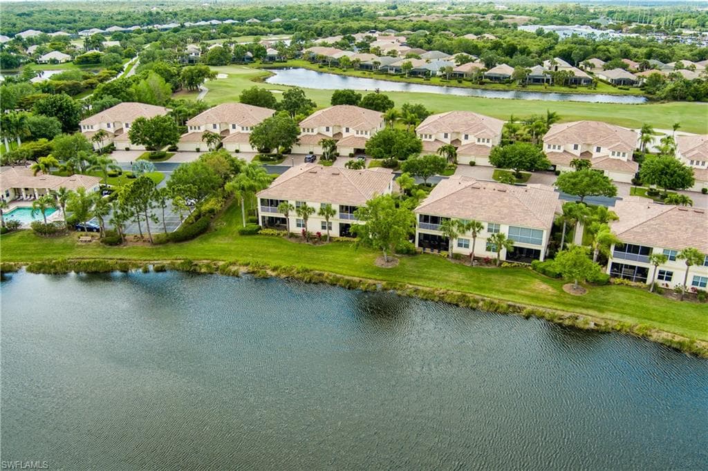 3120 Meandering WAY # 202, FORT MYERS FL 33905-4