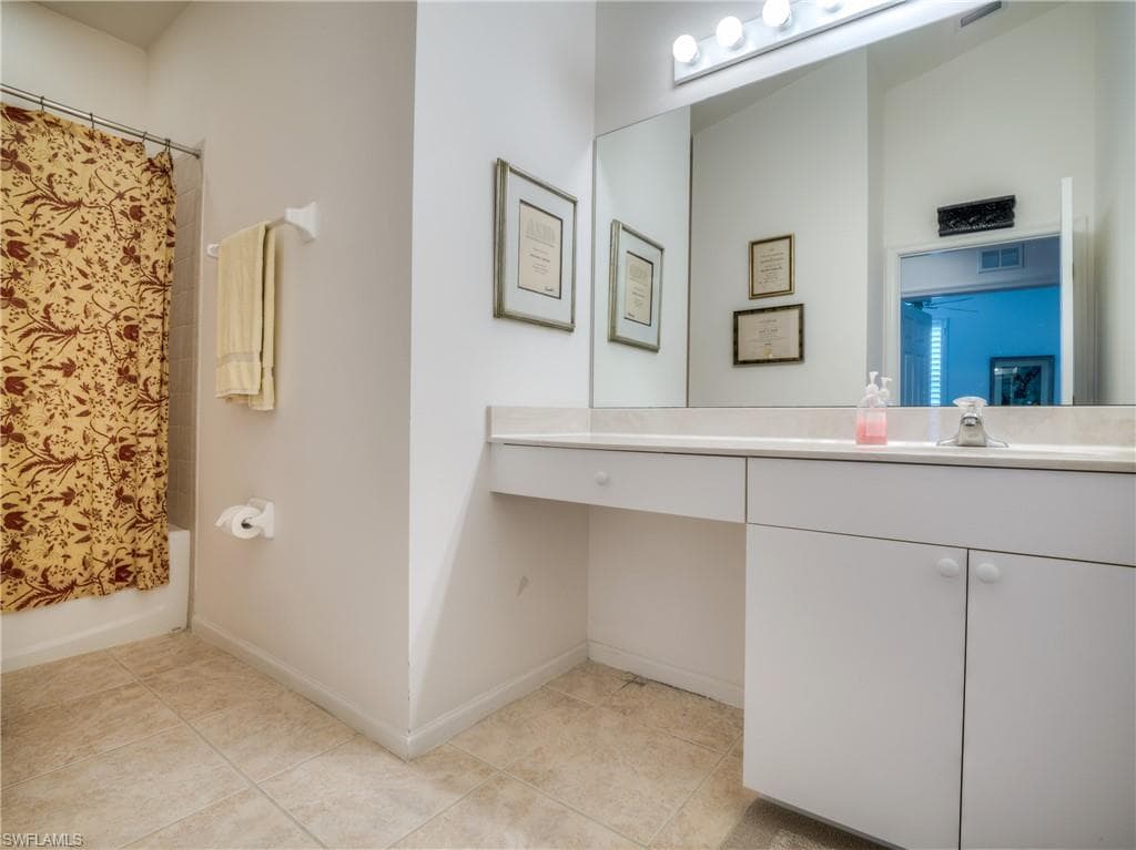 3120 Meandering WAY # 202, FORT MYERS FL 33905-9