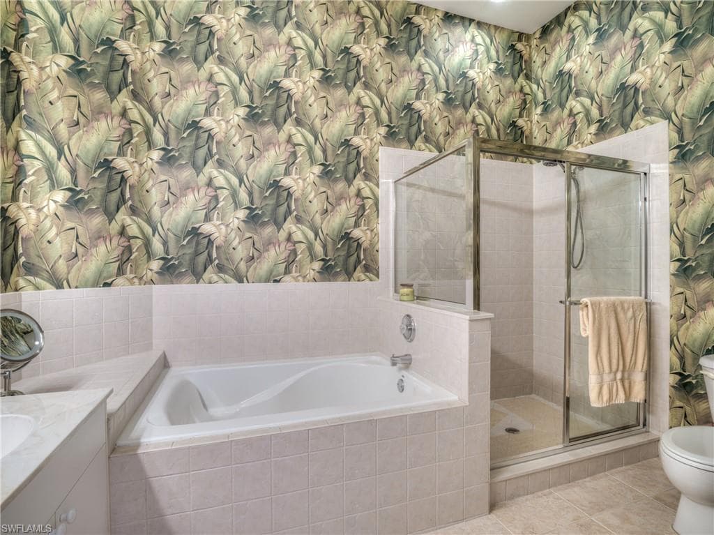 3120 Meandering WAY # 202, FORT MYERS FL 33905-13