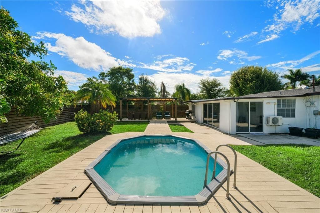 3999 Guava DR, NAPLES FL 34104-25