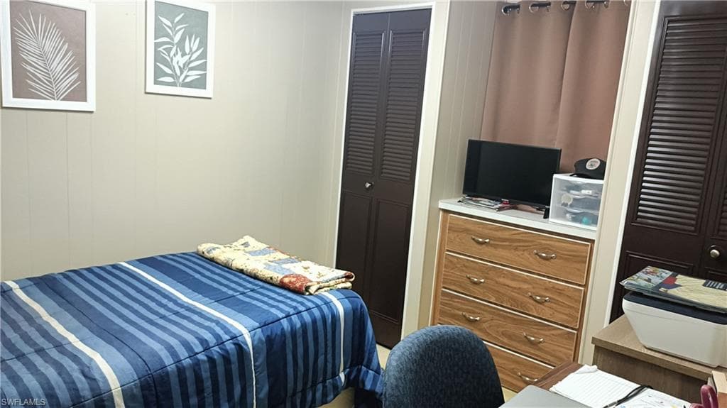 524 Timber LN S, NORTH FORT MYERS FL 33917-15