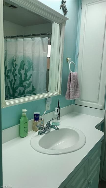 524 Timber LN S, NORTH FORT MYERS FL 33917-13