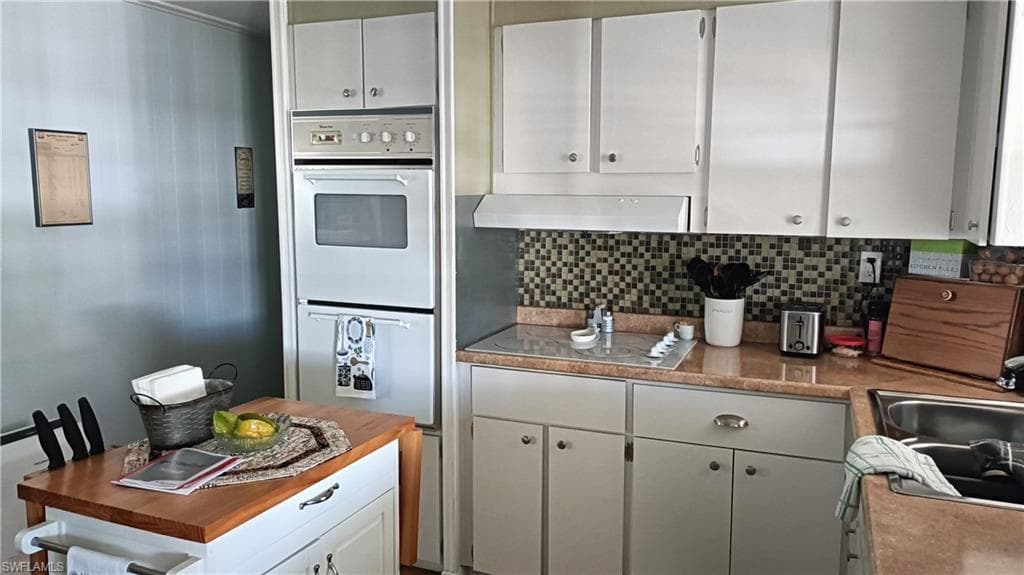 524 Timber LN S, NORTH FORT MYERS FL 33917-10