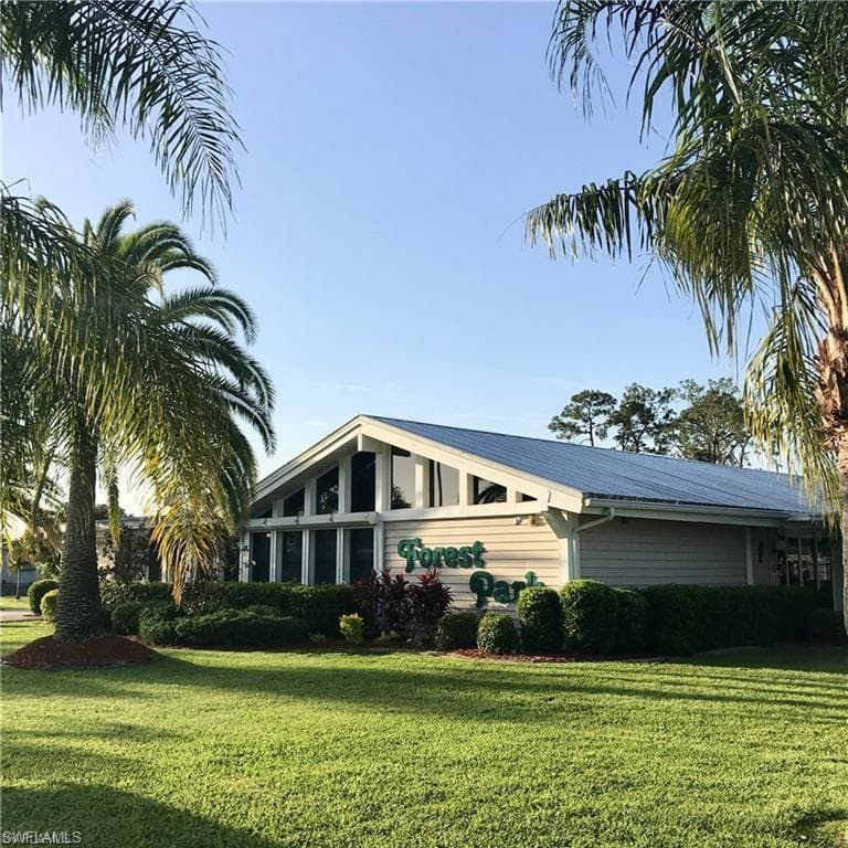 524 Timber LN S, NORTH FORT MYERS FL 33917-30