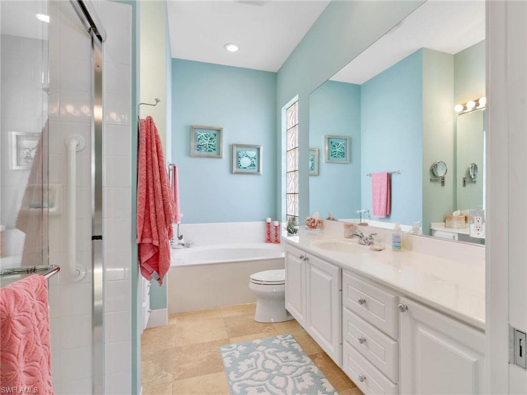 28333 Moray DR, BONITA SPRINGS FL 34135-18