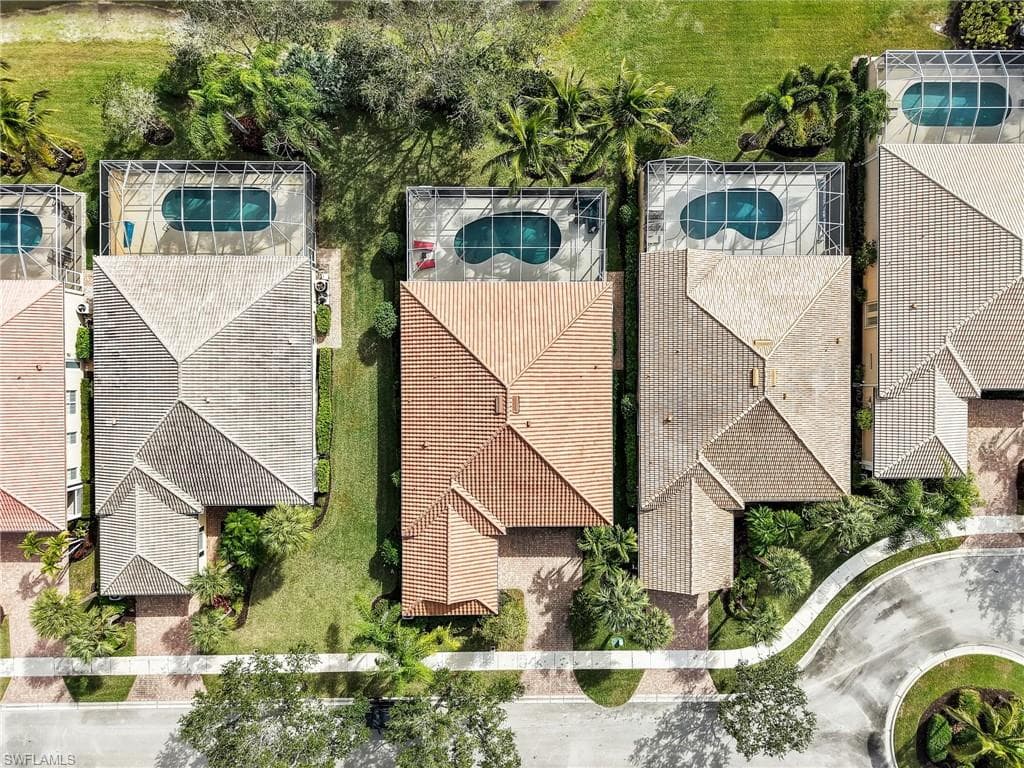 28333 Moray DR, BONITA SPRINGS FL 34135-34