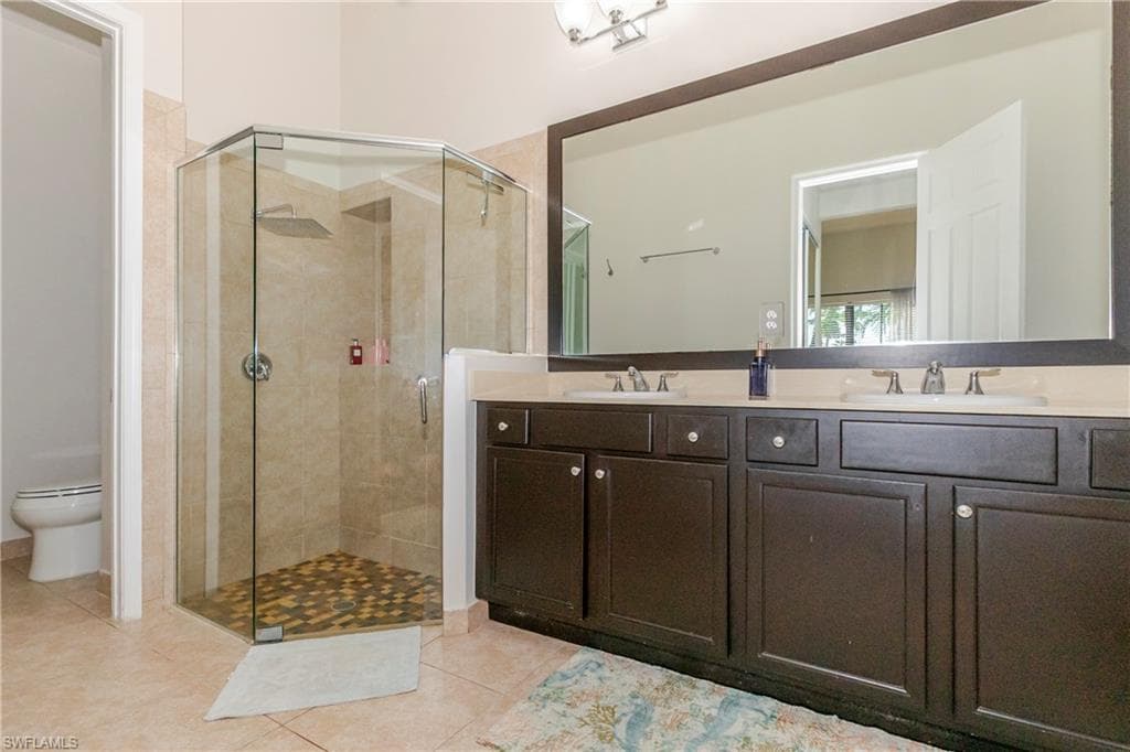 5104 SALERNO ST-20