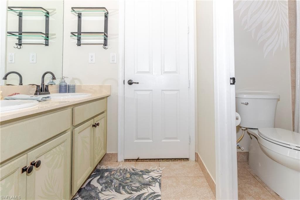 5104 SALERNO ST-24
