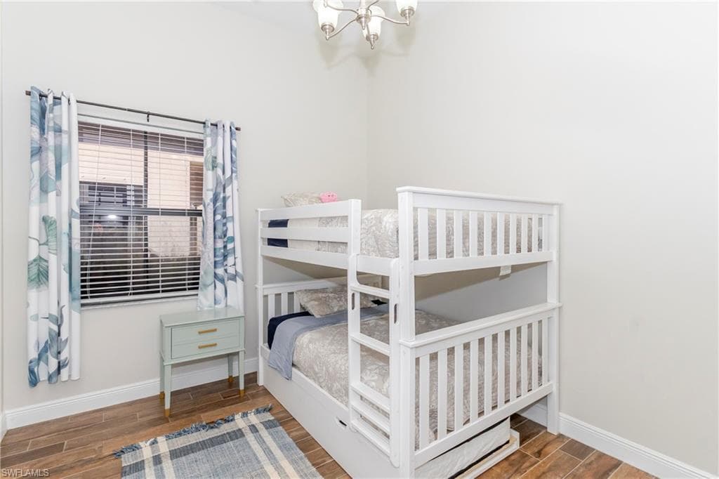 5104 SALERNO ST-21