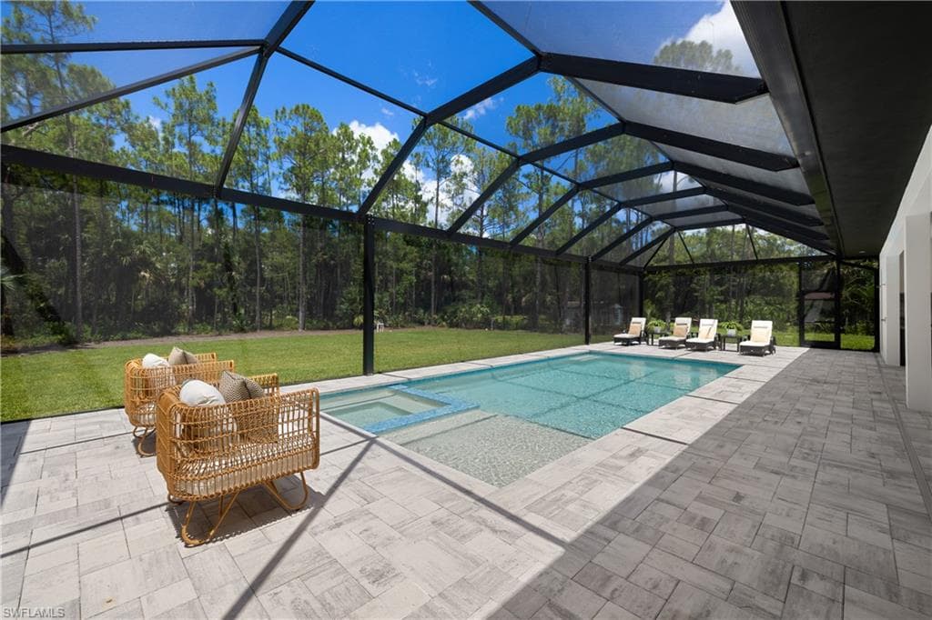 4221 7th AVE NW, NAPLES FL 34119-5