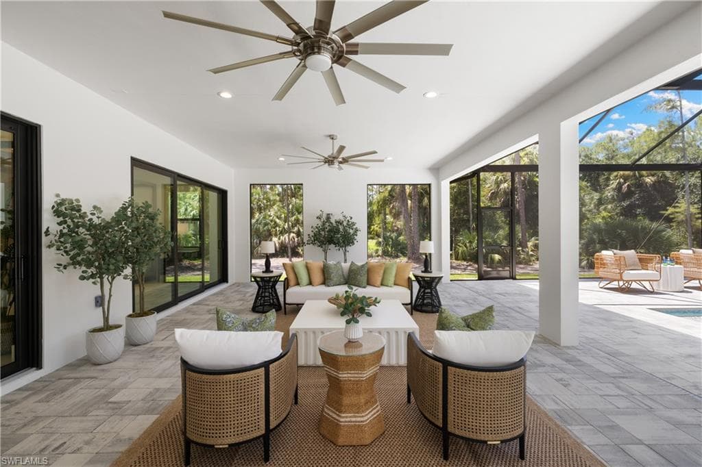 4221 7th AVE NW, NAPLES FL 34119-4