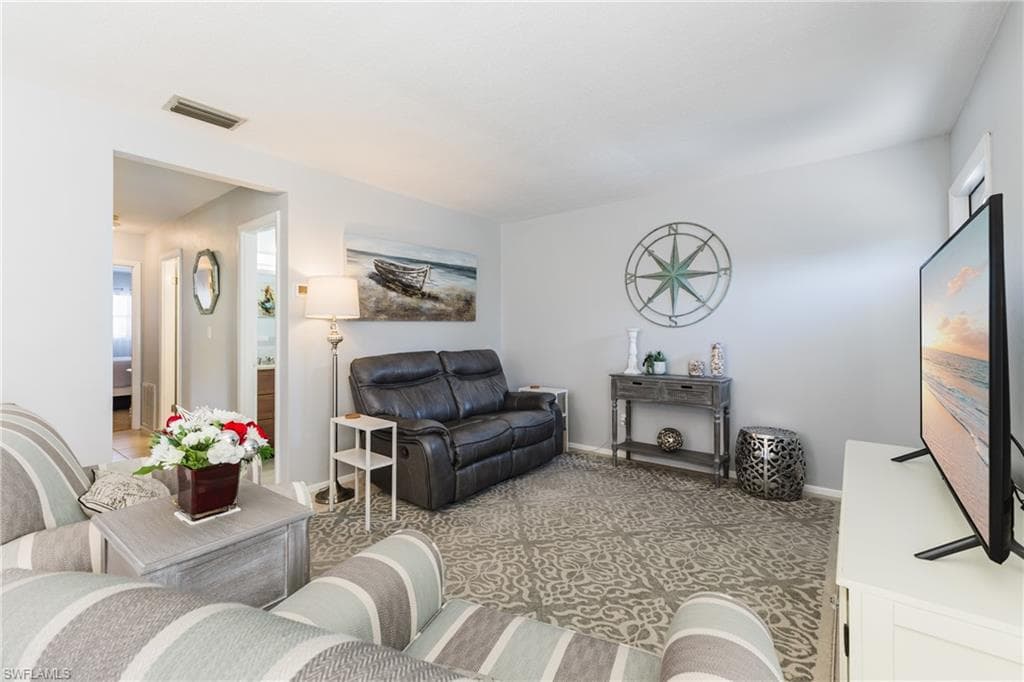 36 Temple CT, LEHIGH ACRES FL 33936-18