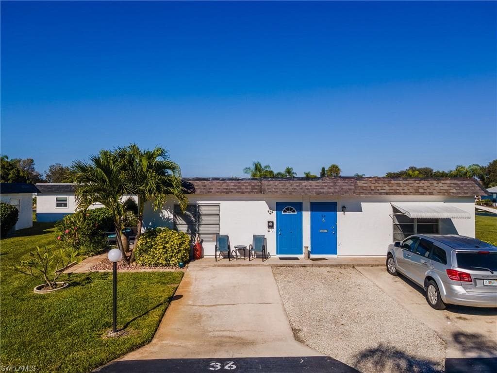 36 Temple CT, LEHIGH ACRES FL 33936-28