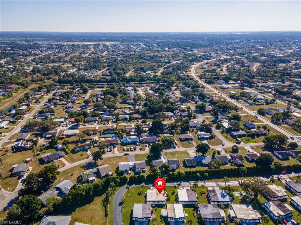 36 Temple CT, LEHIGH ACRES FL 33936-3