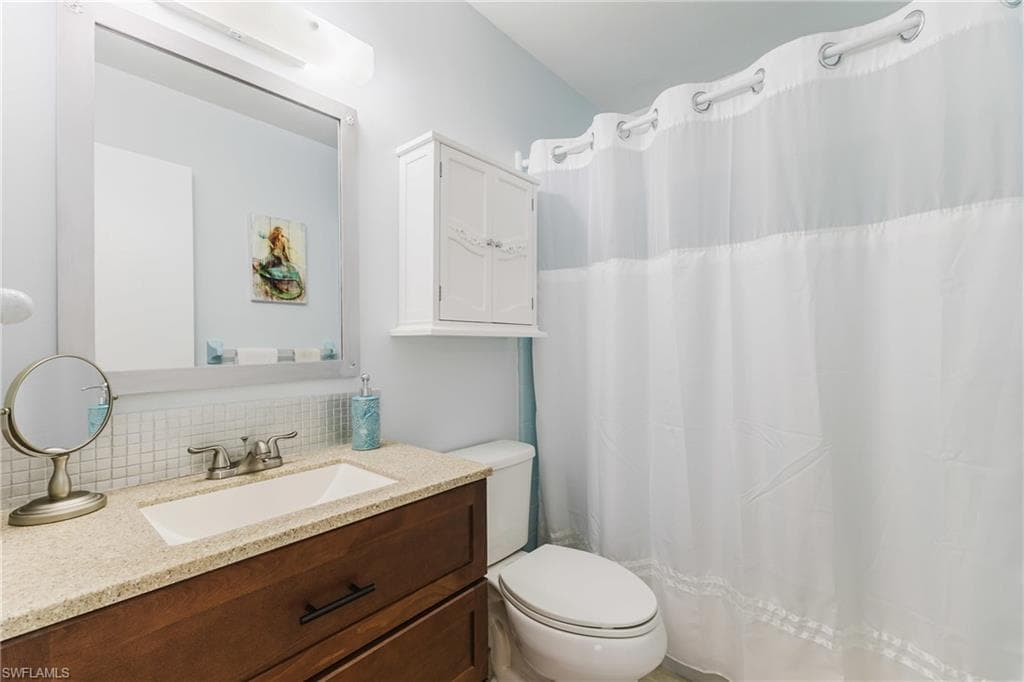 36 Temple CT, LEHIGH ACRES FL 33936-24