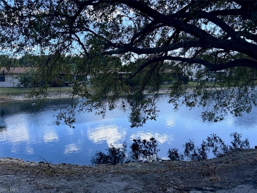 5219 Treetops DR # I, NAPLES FL 34113-6