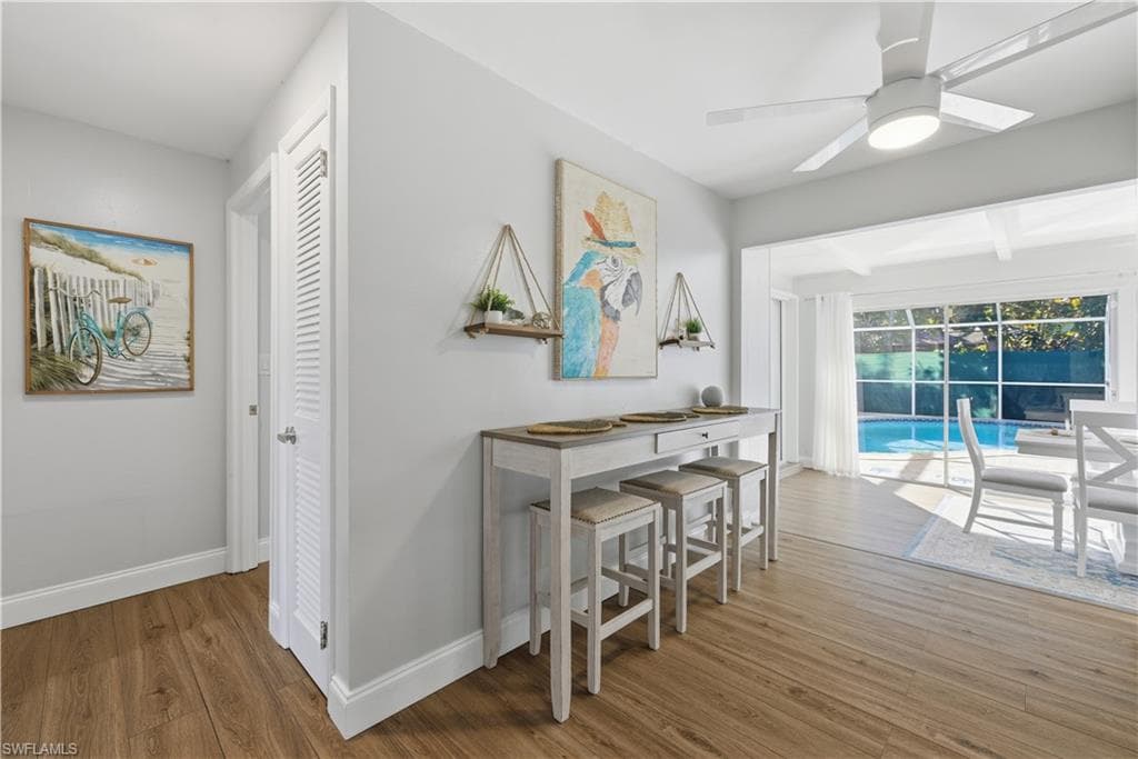 4690 Parrot AVE, NAPLES FL 34104-7