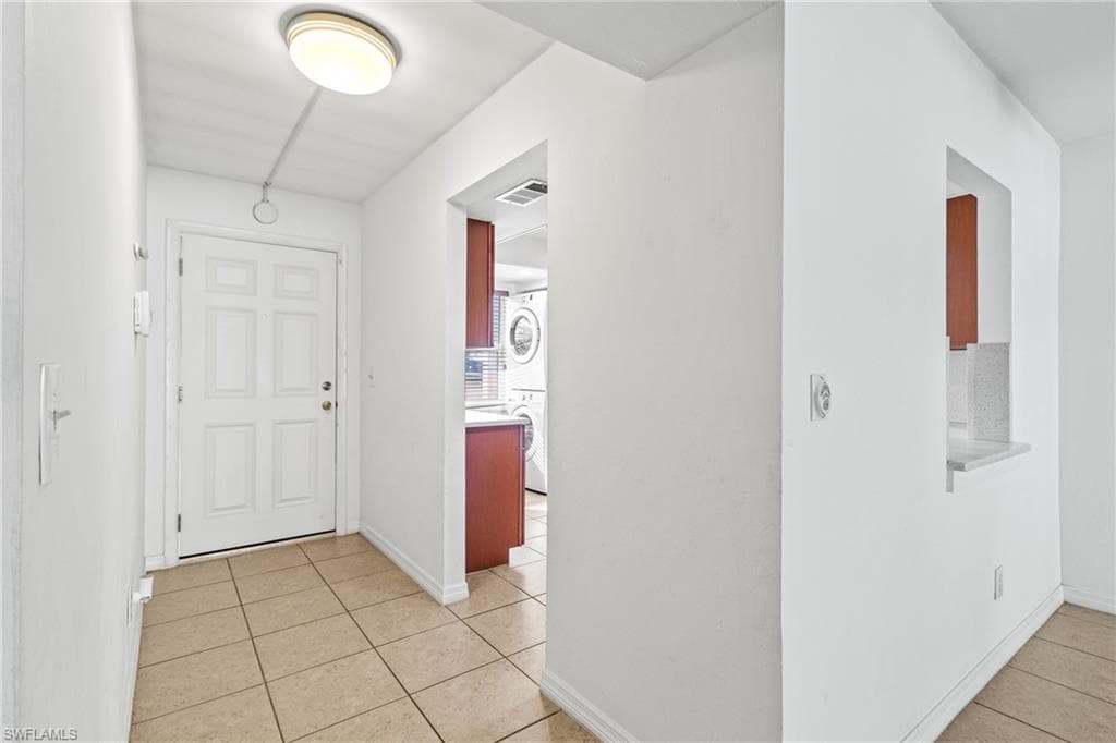 1429 Cape Coral PKWY W # 5, CAPE CORAL FL 33914-6