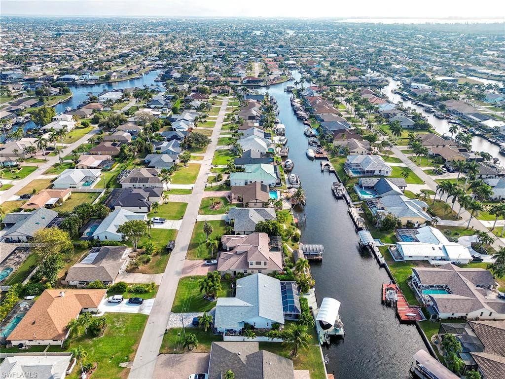 1506 SW 52nd LN, CAPE CORAL FL 33914-5