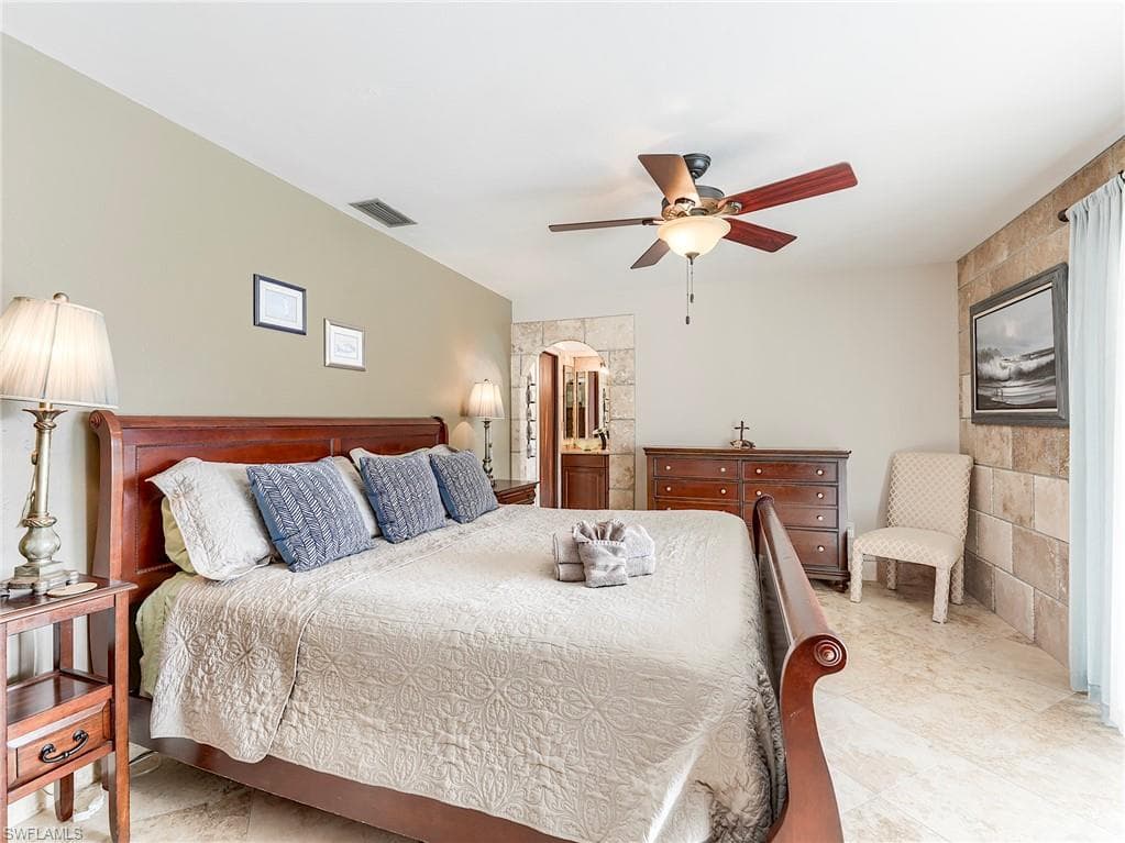 1506 SW 52nd LN, CAPE CORAL FL 33914-24