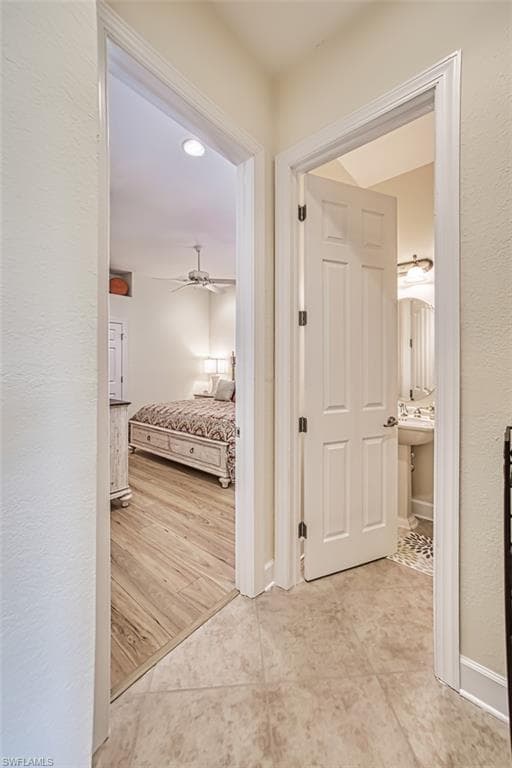 11063 Sea Tropic LN, FORT MYERS FL 33908-29