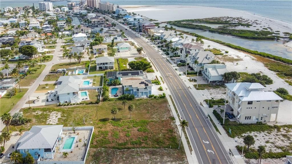 8033 Estero BLVD-15